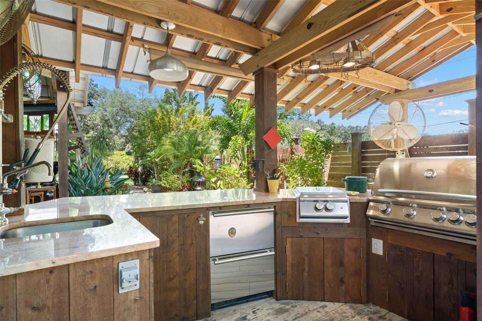 EVELYN CITY - Residential