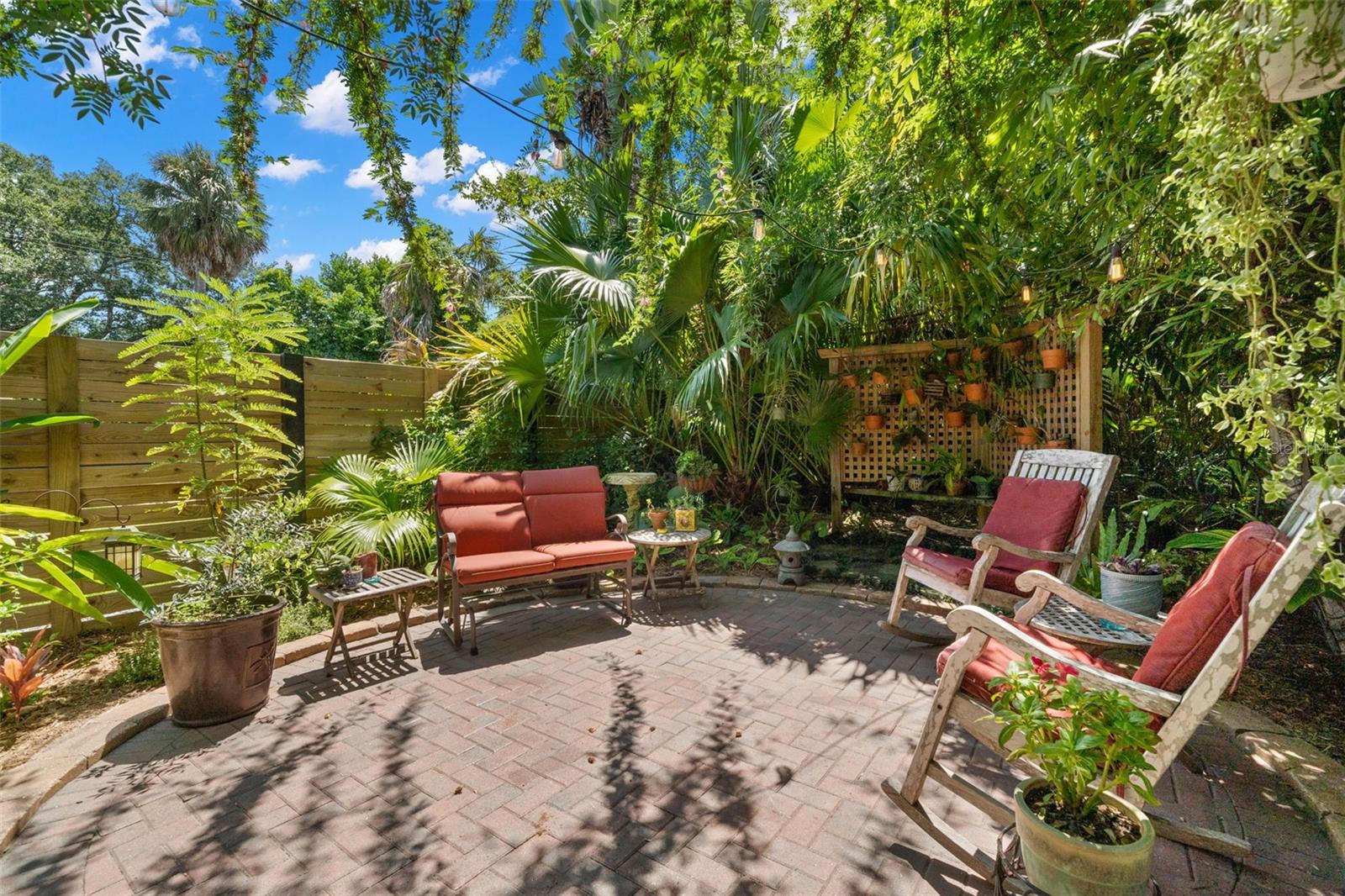 EVELYN CITY - Residential