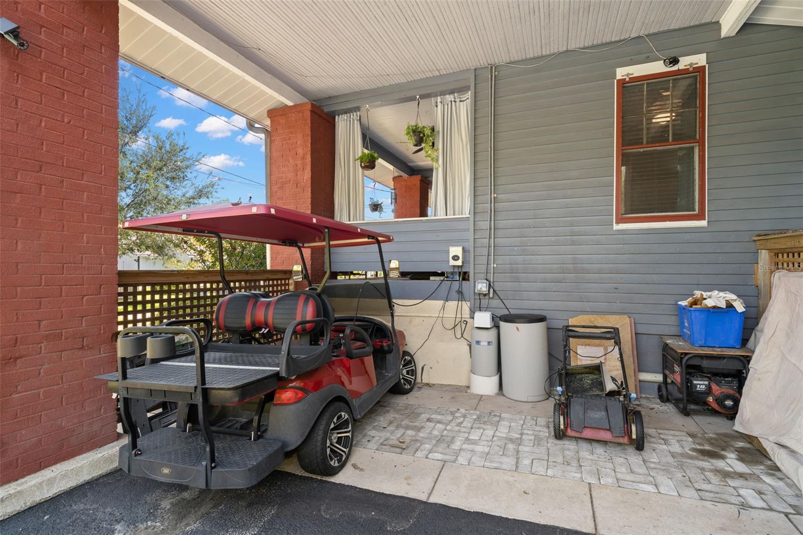 EVELYN CITY - Residential