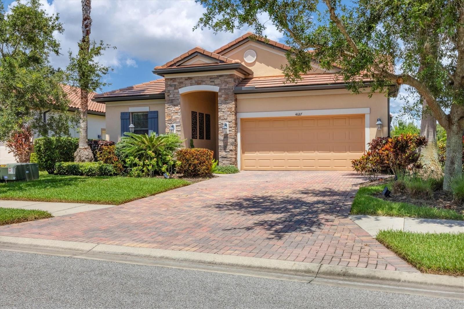 ROSEDALE ADD PH I - Residential Lease