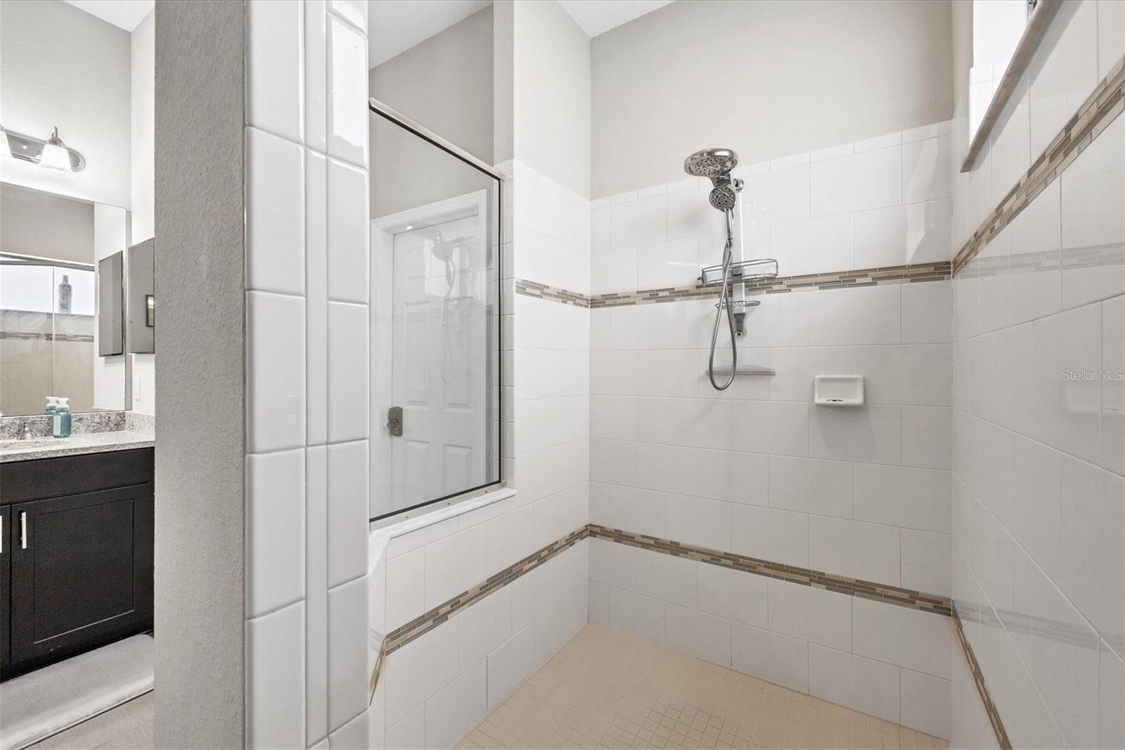 ROSEDALE ADD PH I - Residential Lease