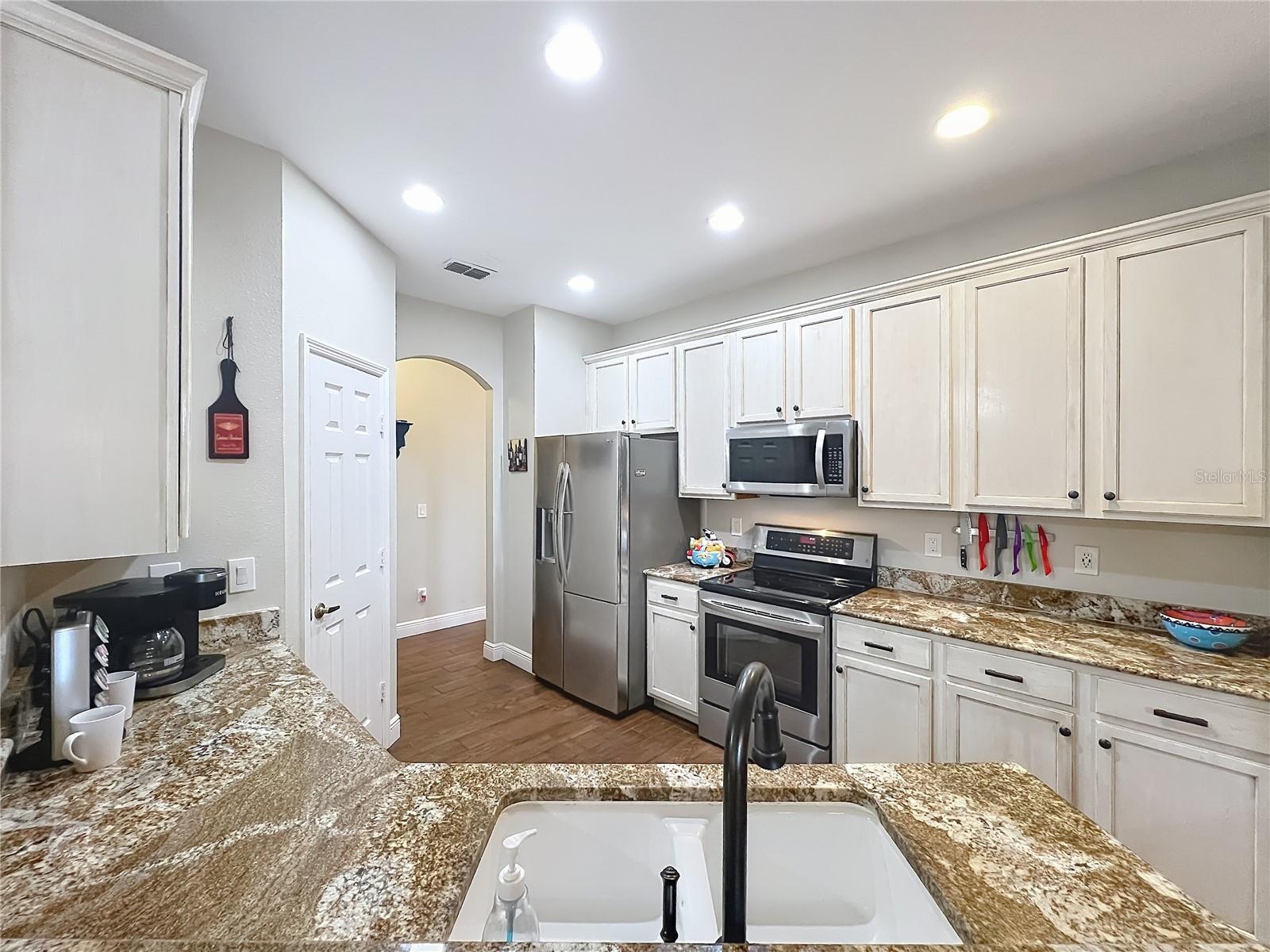 CYPRESS HEAD AT THE ENCLAVE - Residential