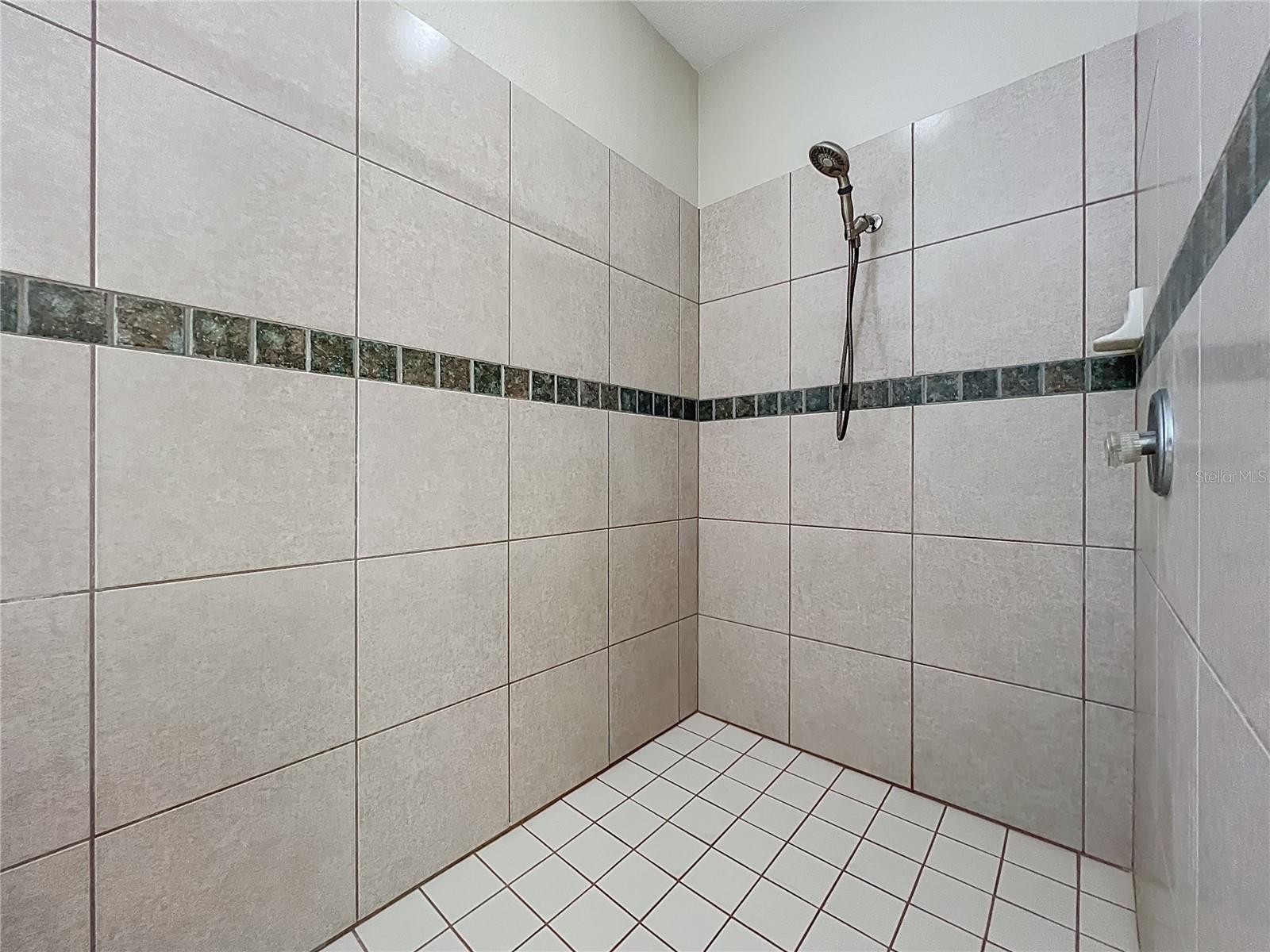 CYPRESS HEAD AT THE ENCLAVE - Residential