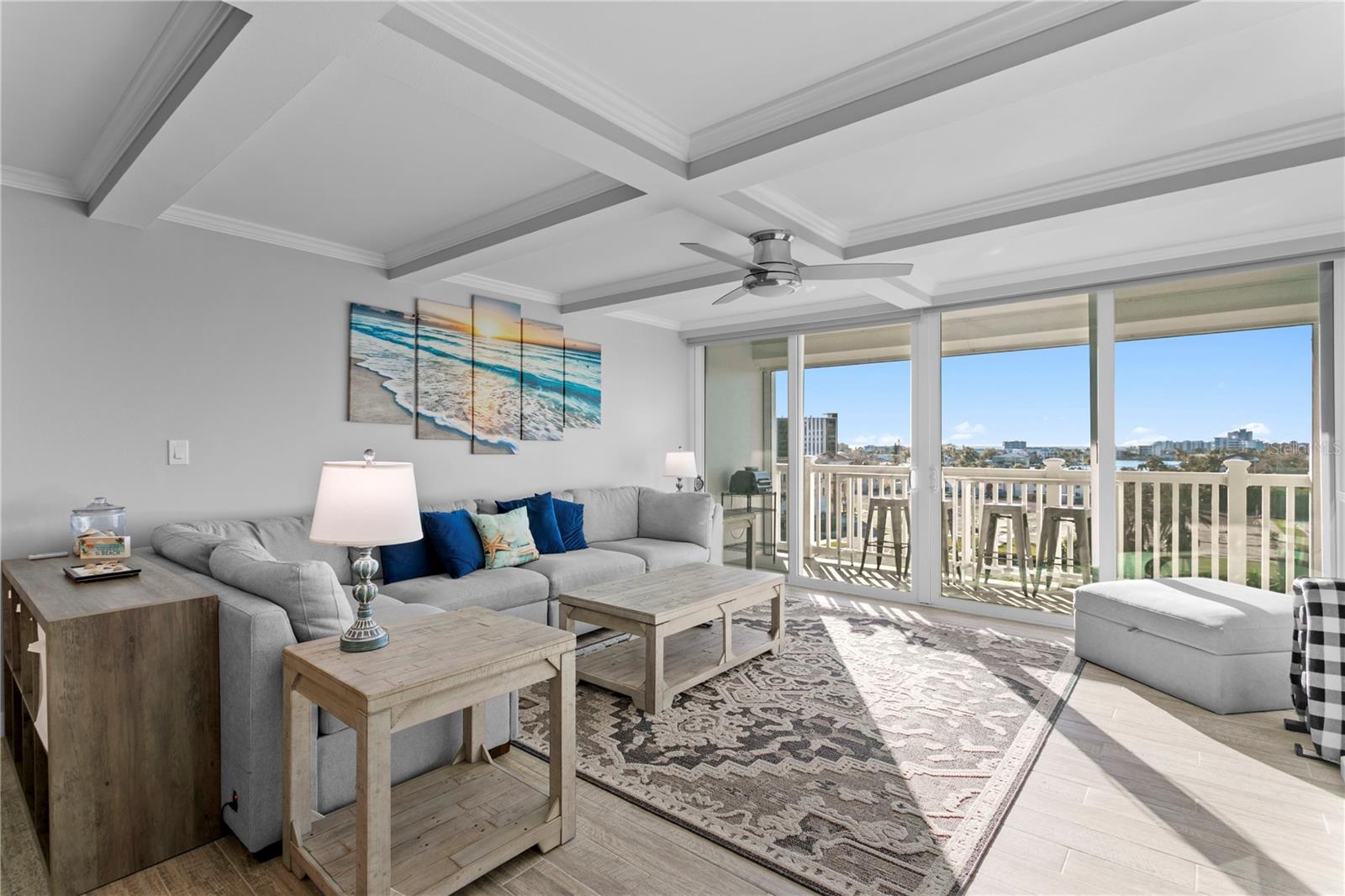 500 TREASURE ISLAND CAUSEWAY 704