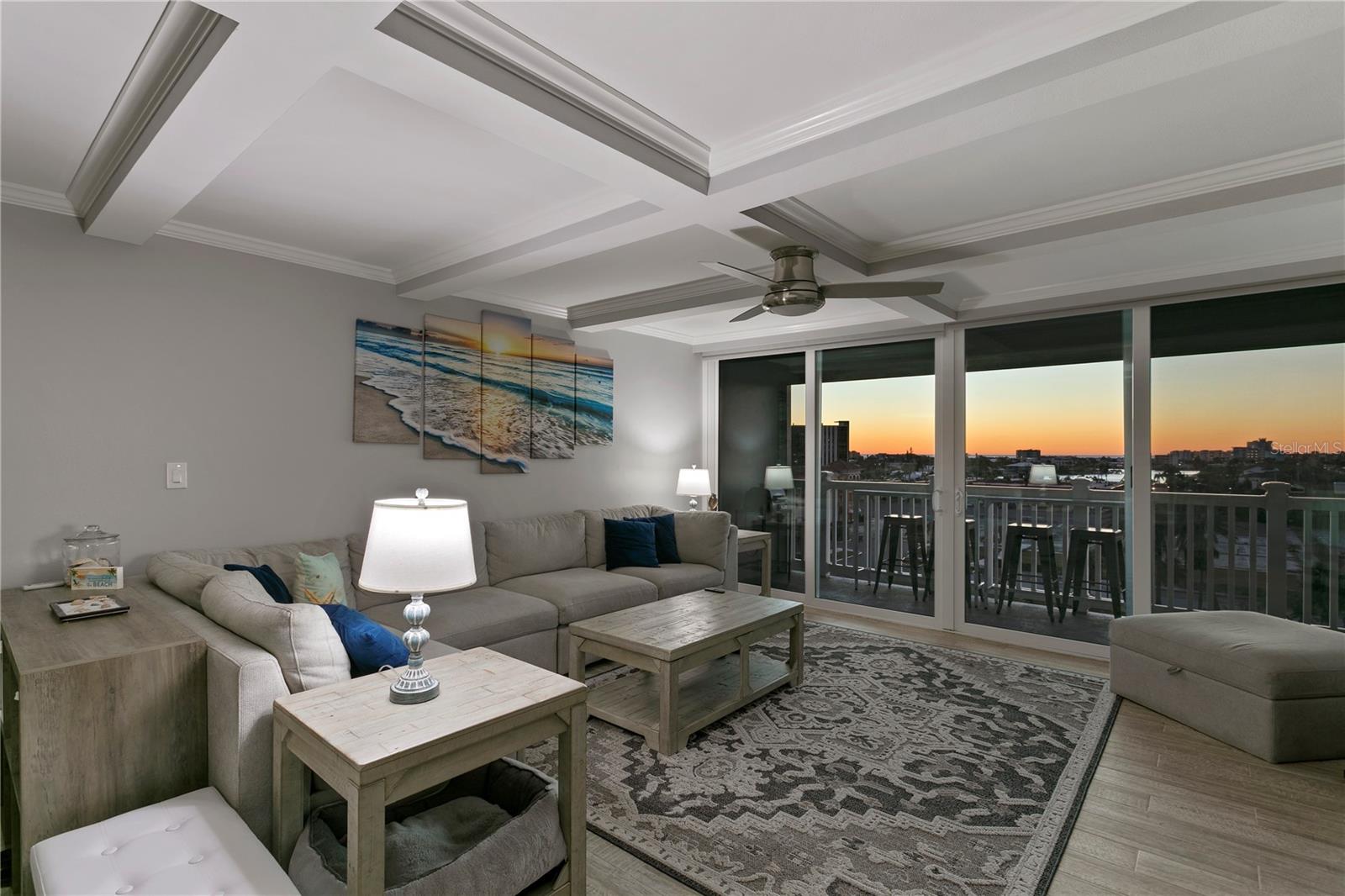 TREASURE ISLAND TENNIS & YACHT CLUB - Residential