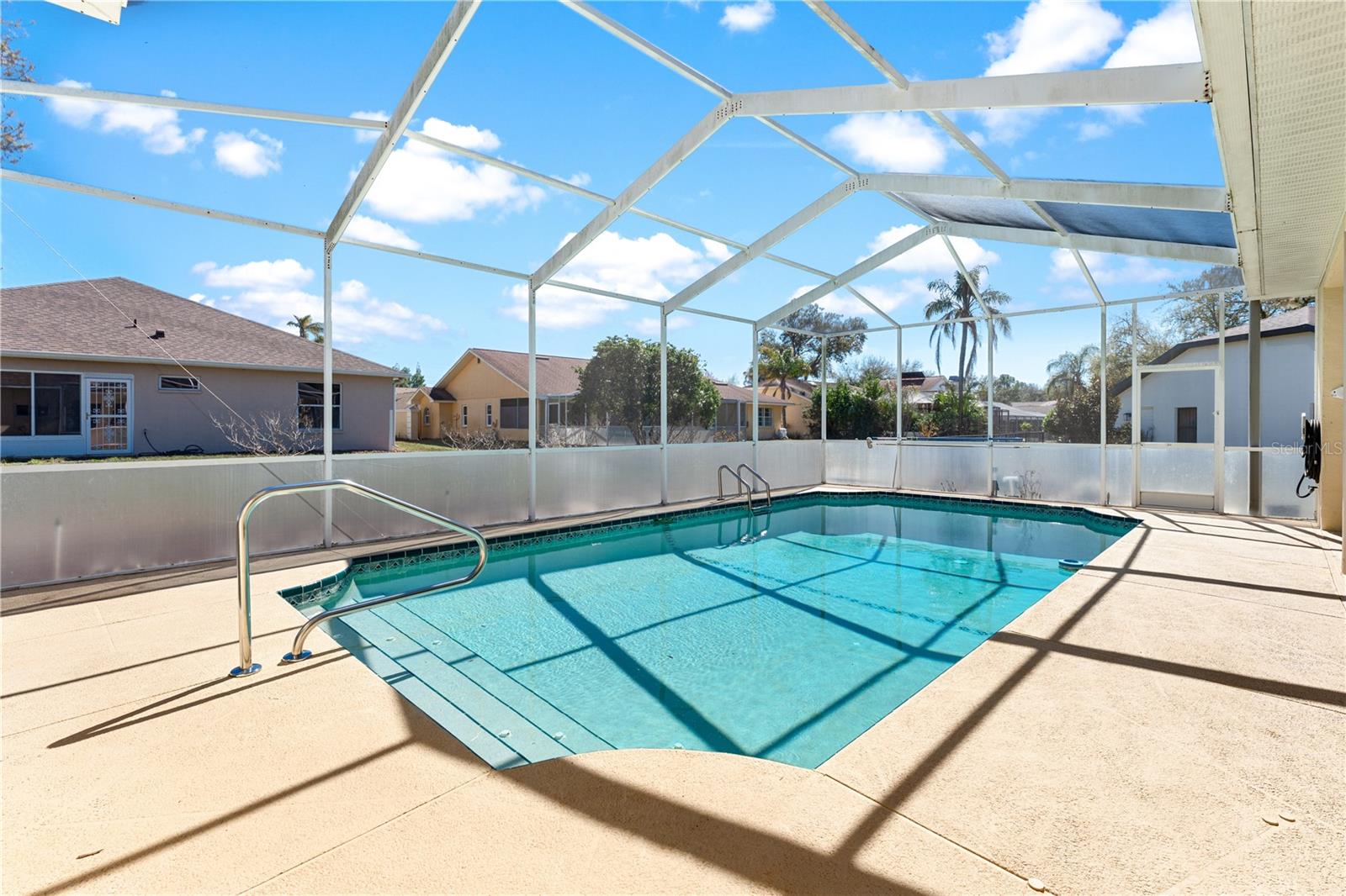 SEVEN HILLS - Residential