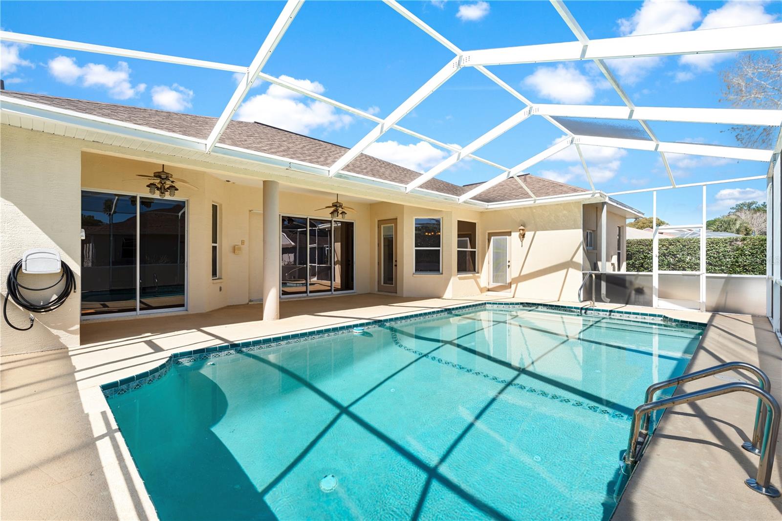 SEVEN HILLS - Residential