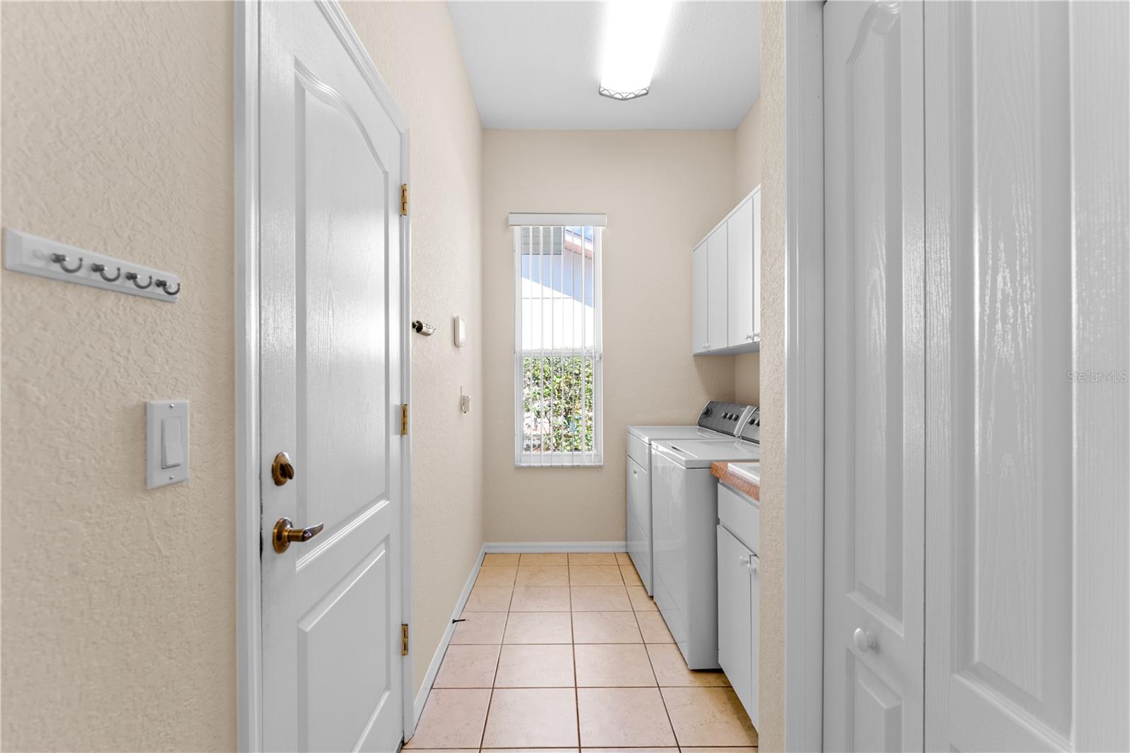 SEVEN HILLS - Residential