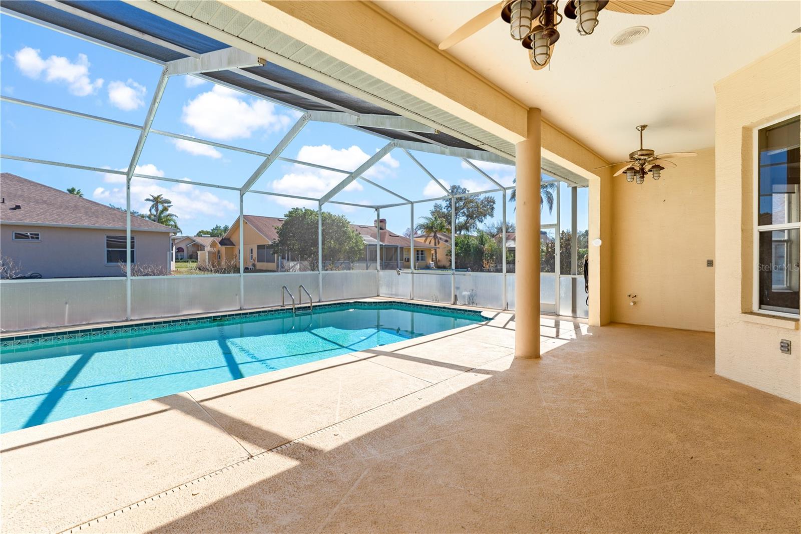 SEVEN HILLS - Residential