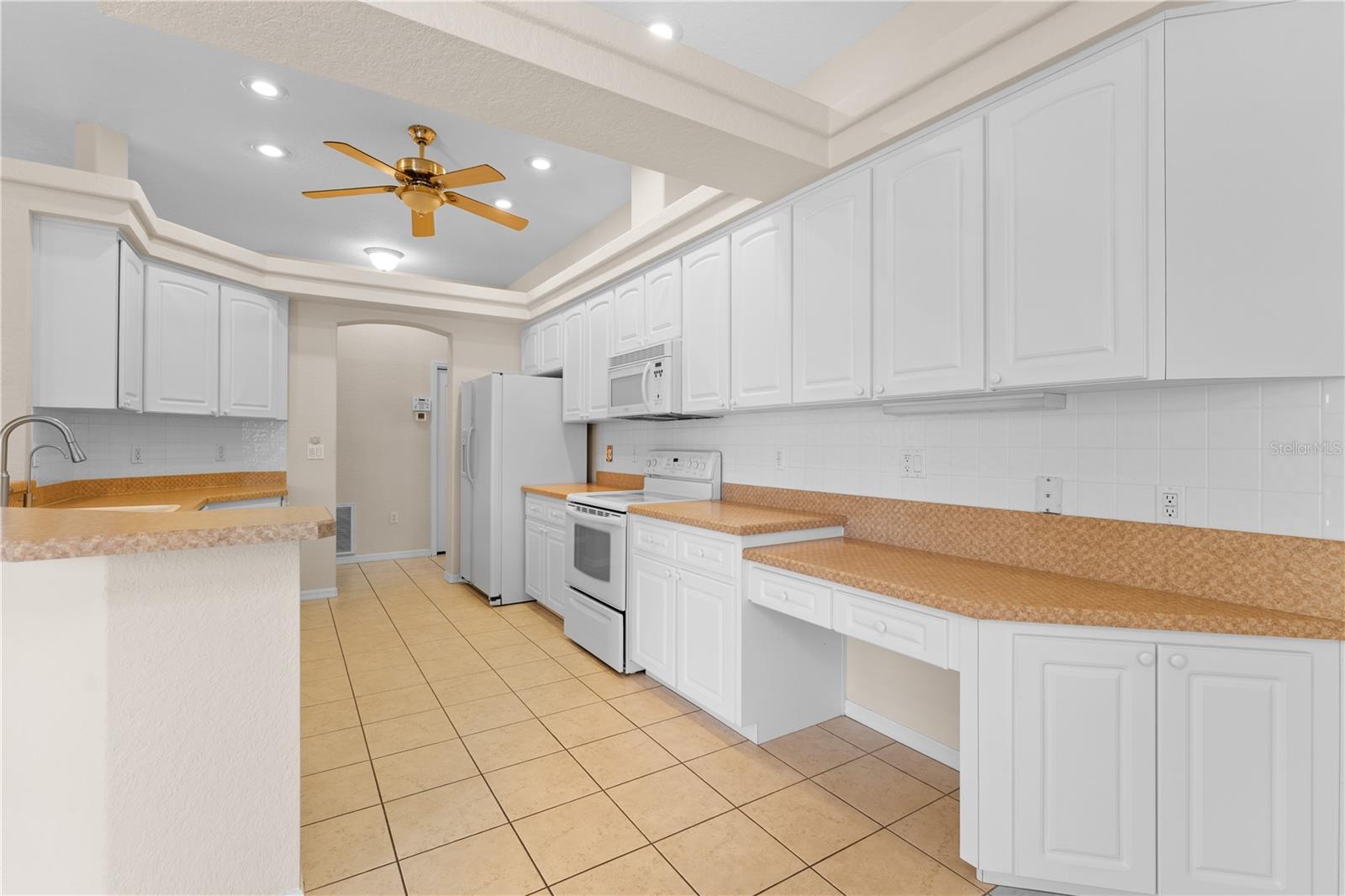 SEVEN HILLS - Residential