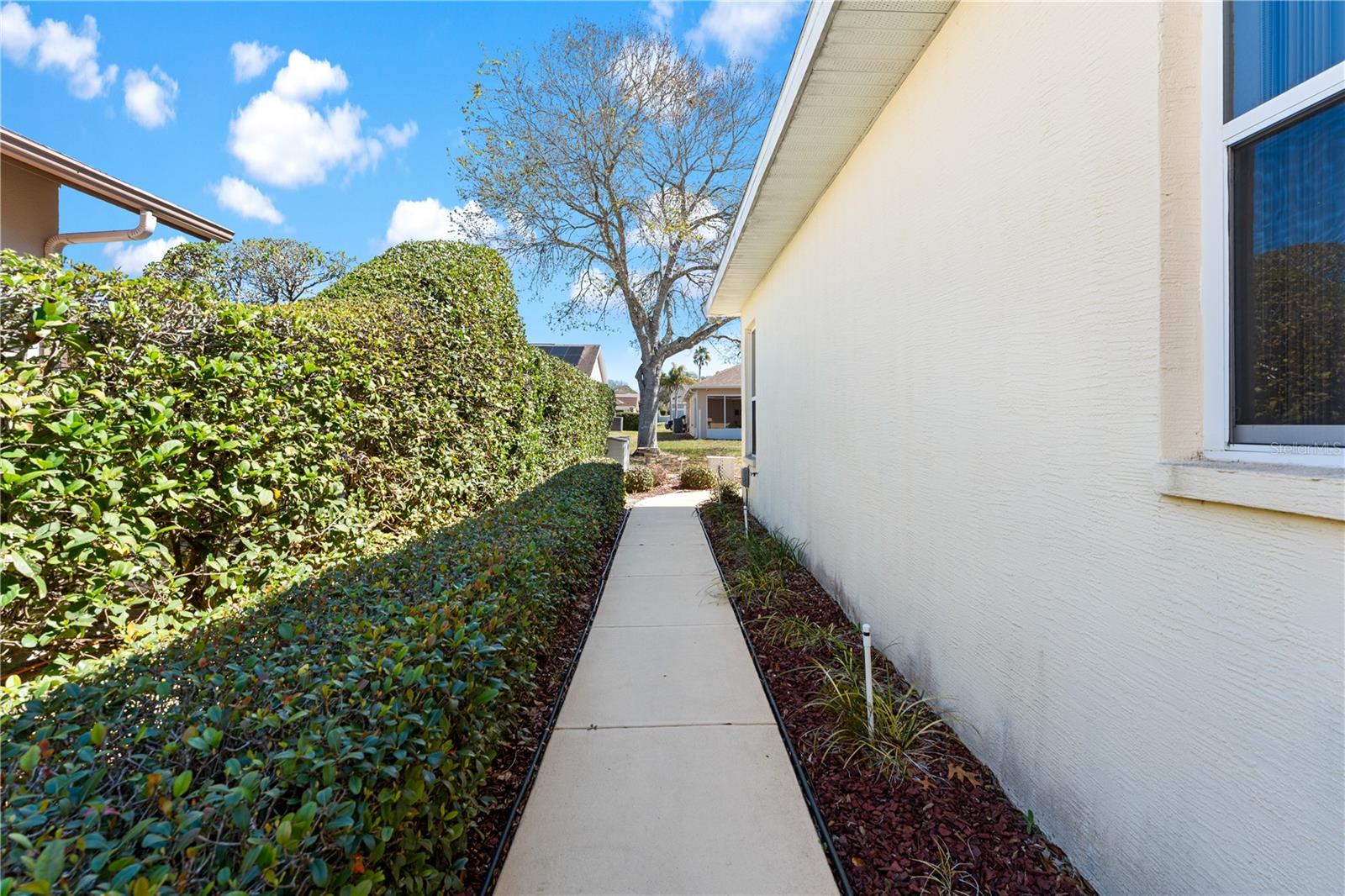 SEVEN HILLS - Residential