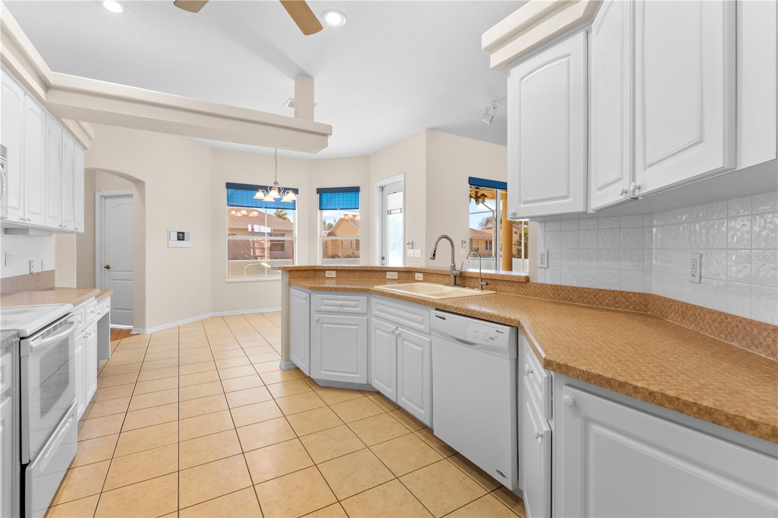 SEVEN HILLS - Residential