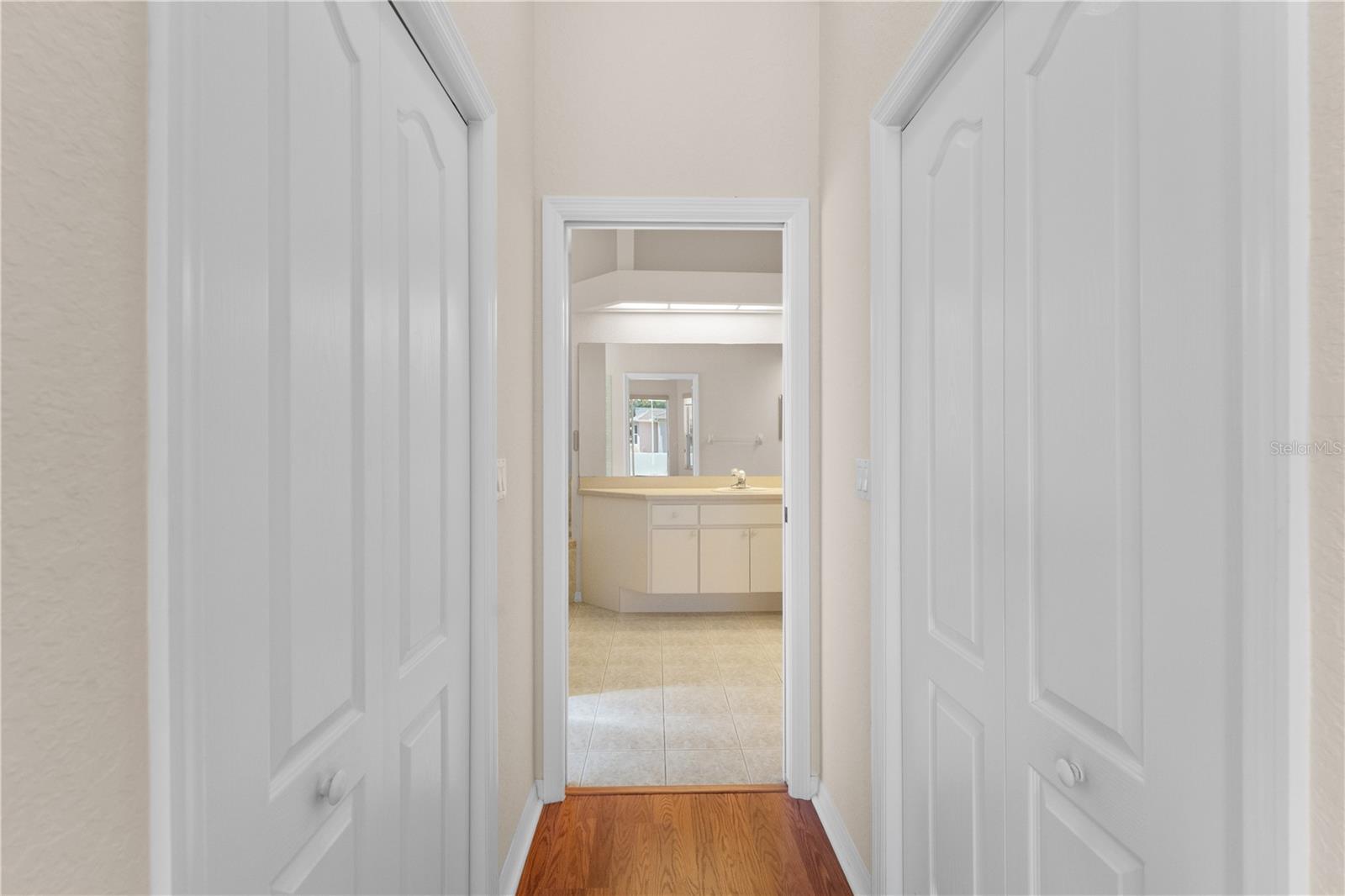 SEVEN HILLS - Residential