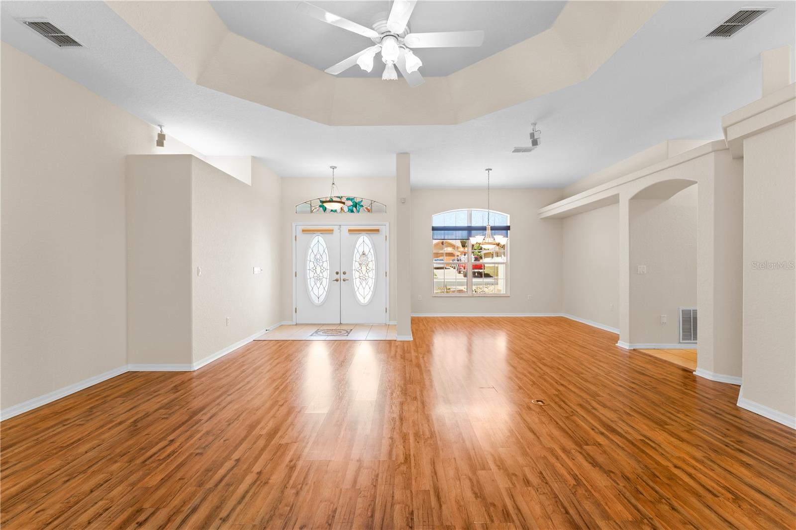 SEVEN HILLS - Residential