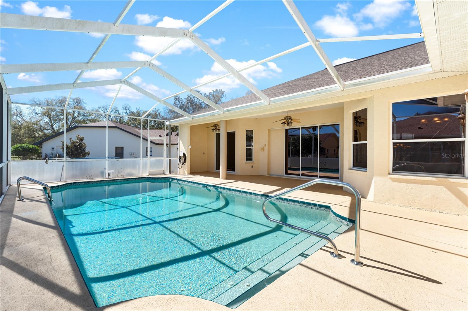 SEVEN HILLS - Residential