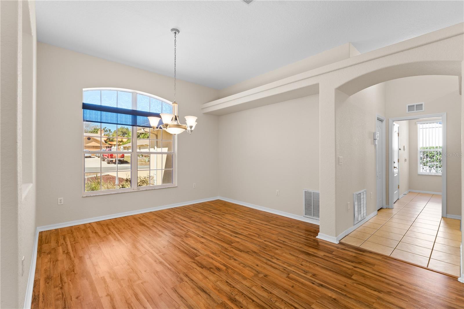 SEVEN HILLS - Residential