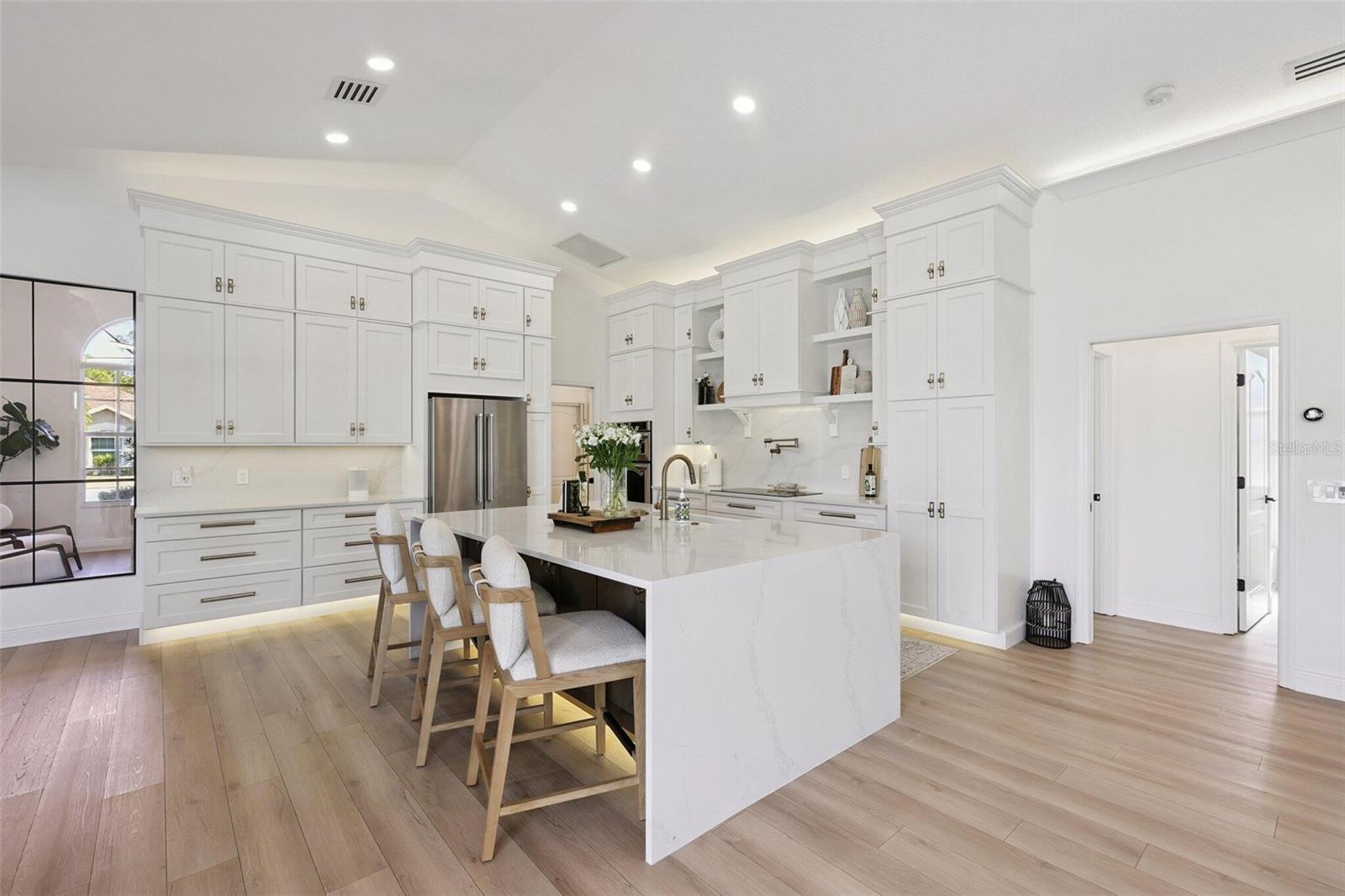 EASTLAKE - Residential