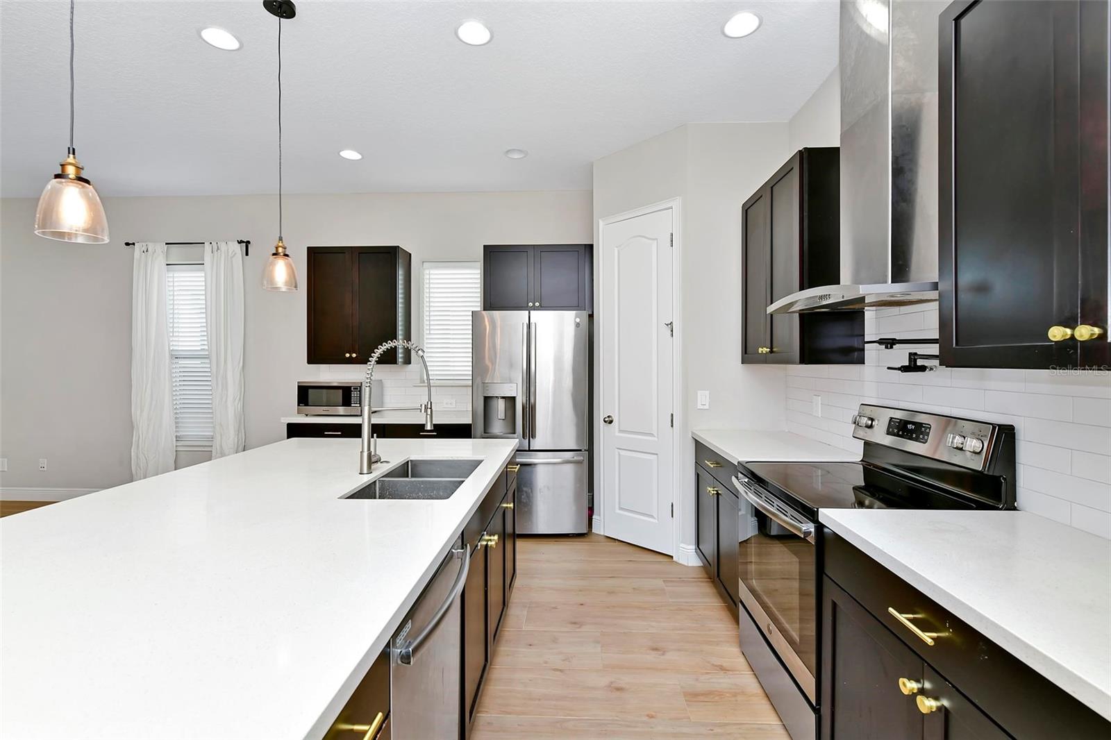 LAUREATE PARK PH 7 - Residential