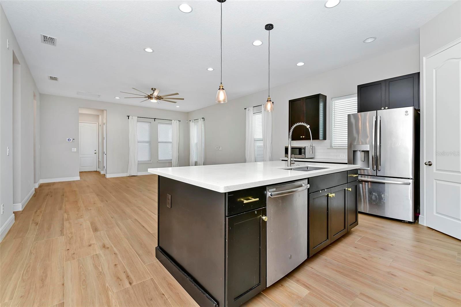 LAUREATE PARK PH 7 - Residential