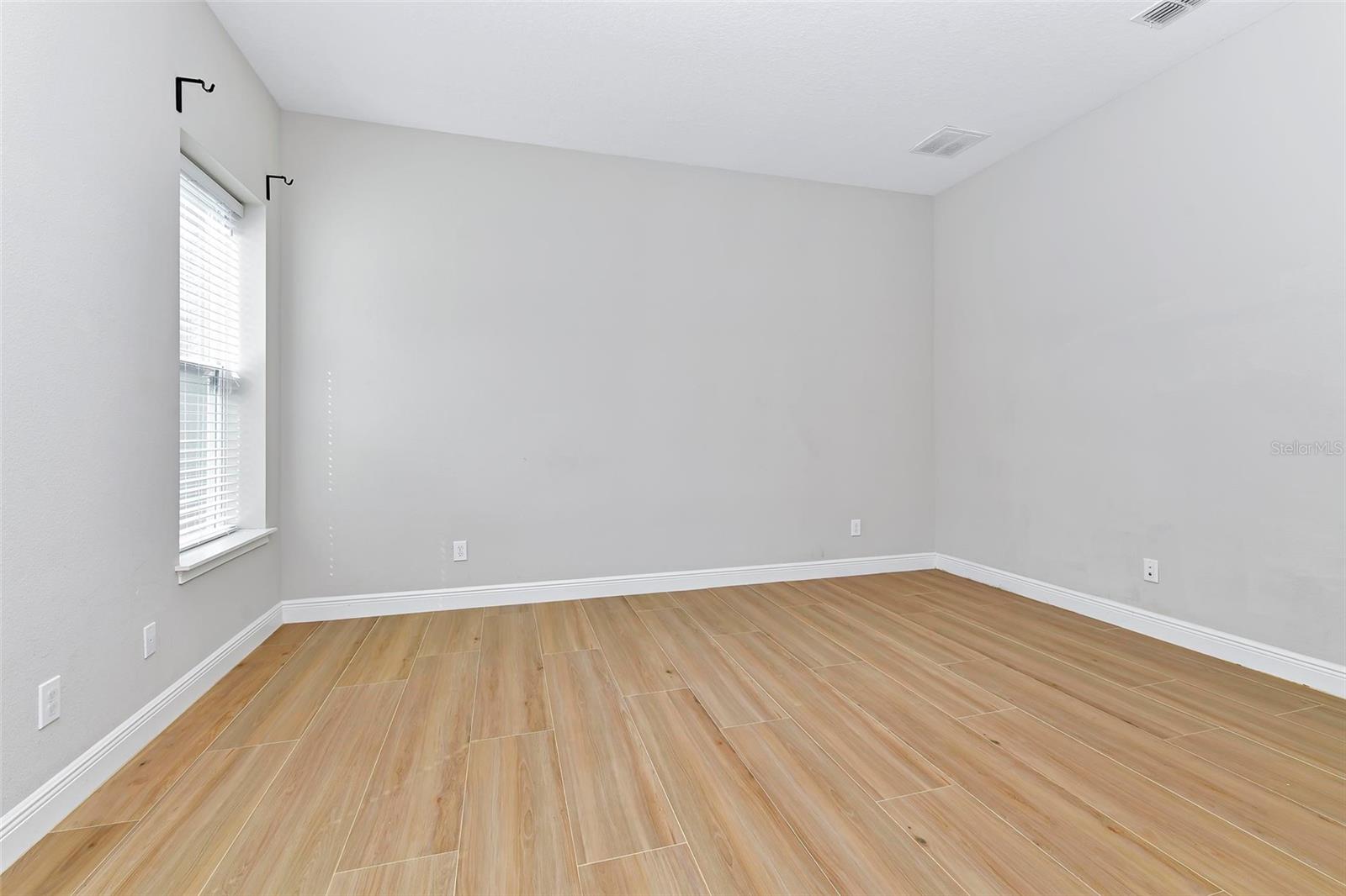 LAUREATE PARK PH 7 - Residential