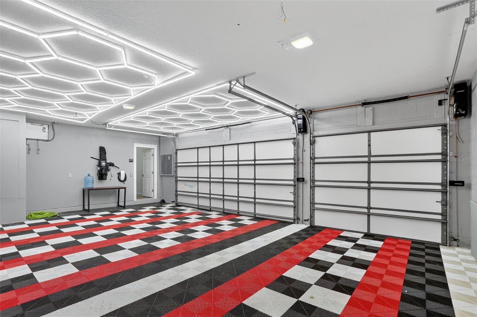 STONEYBROOK - Residential