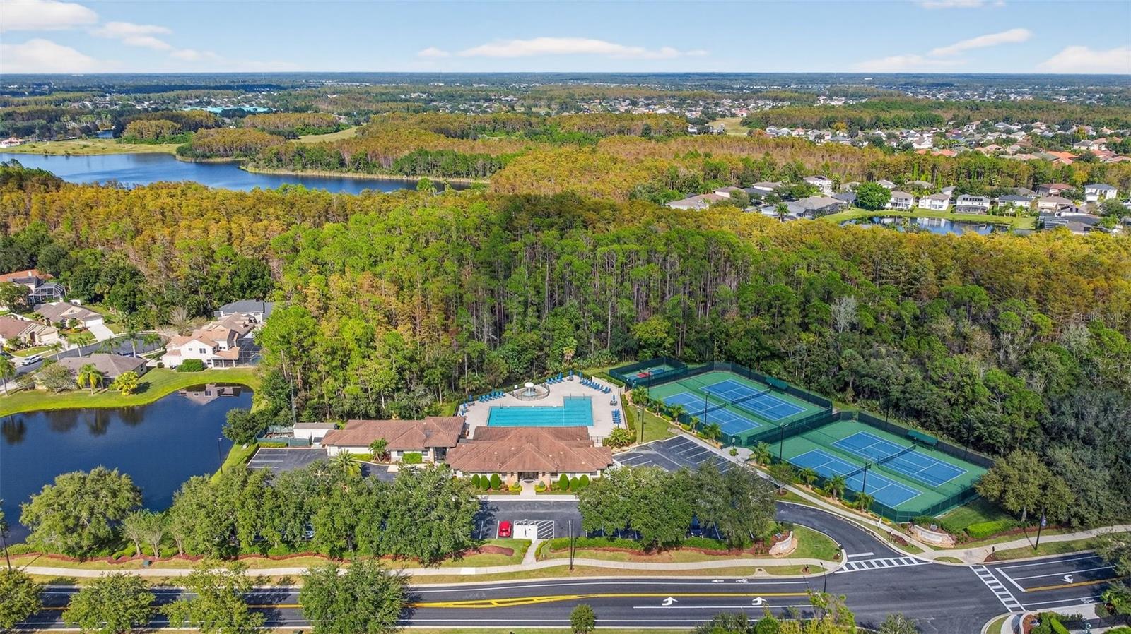 STONEYBROOK - Residential