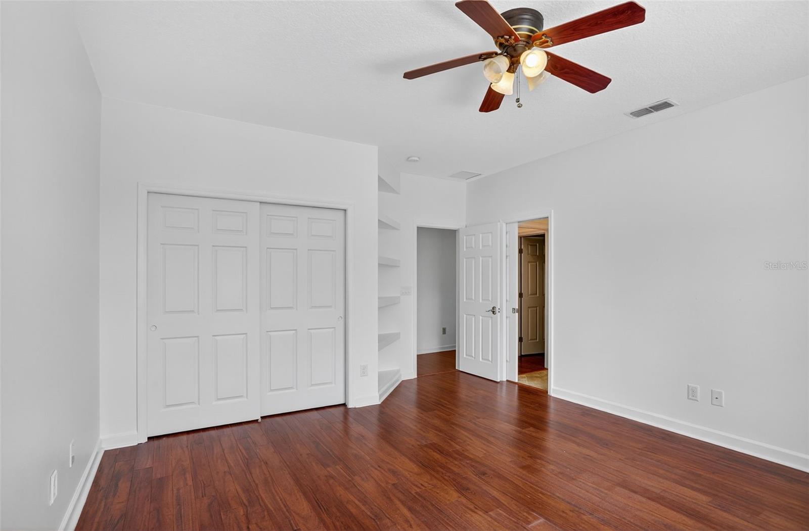 STONEYBROOK - Residential