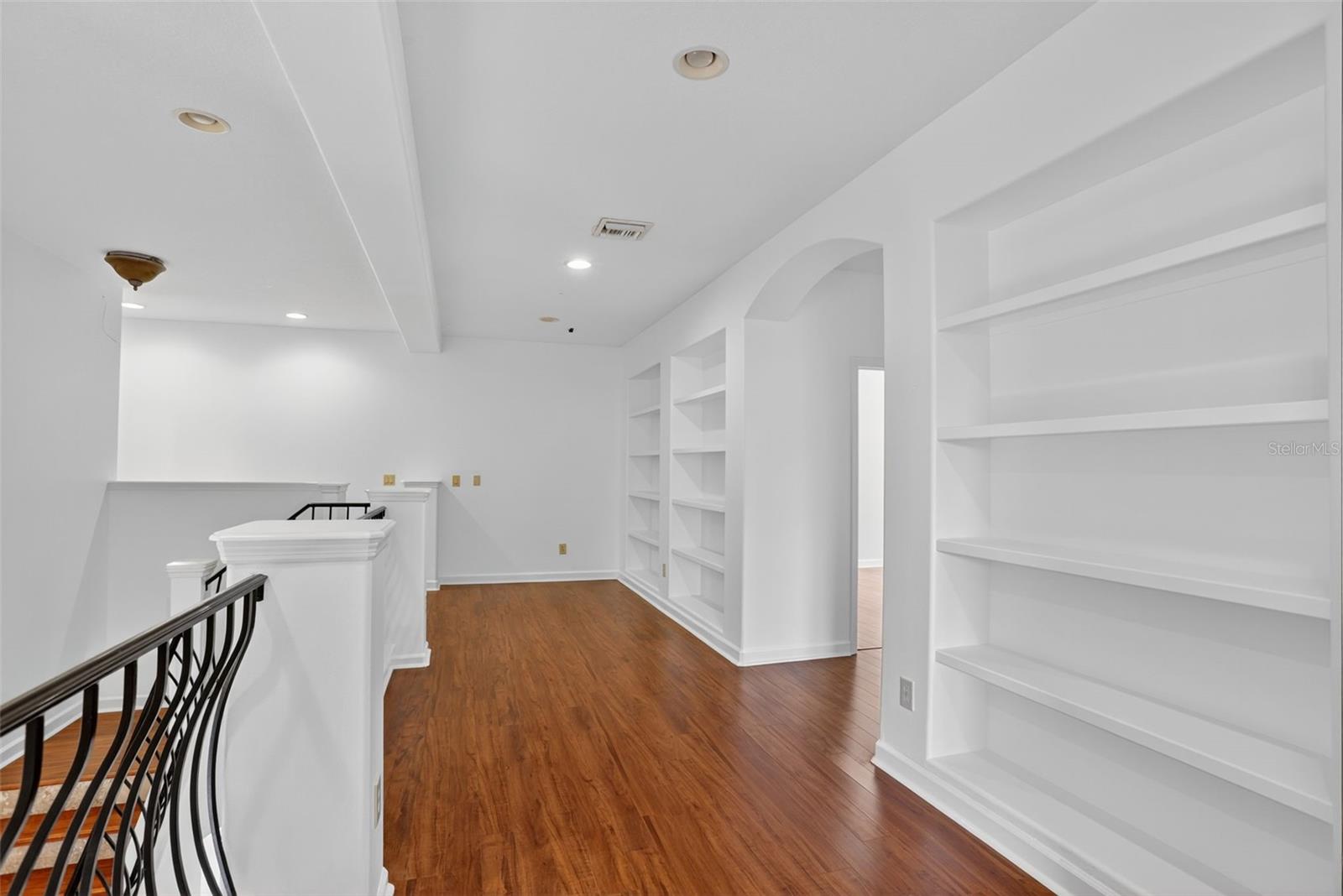 STONEYBROOK - Residential