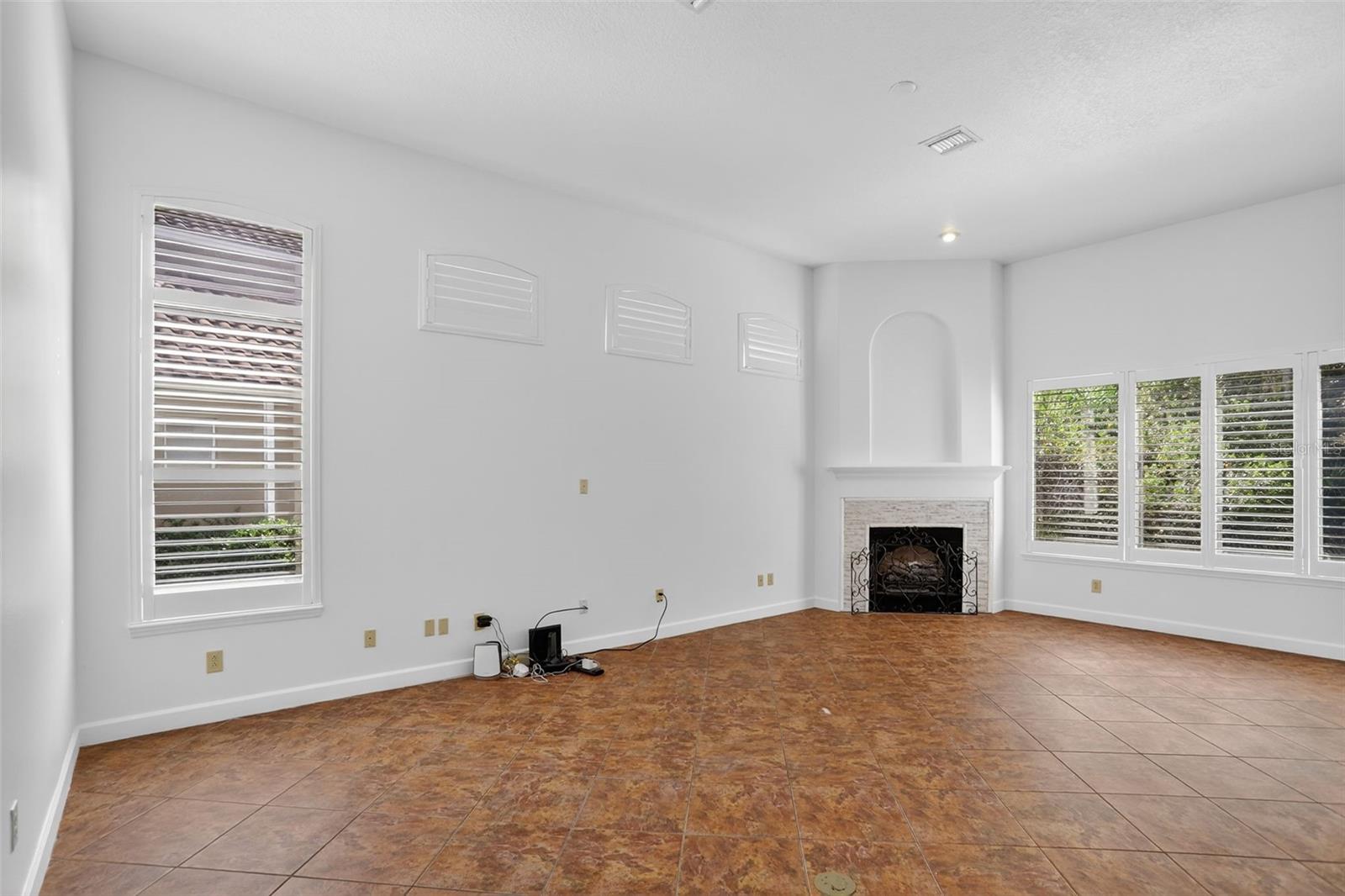 STONEYBROOK - Residential