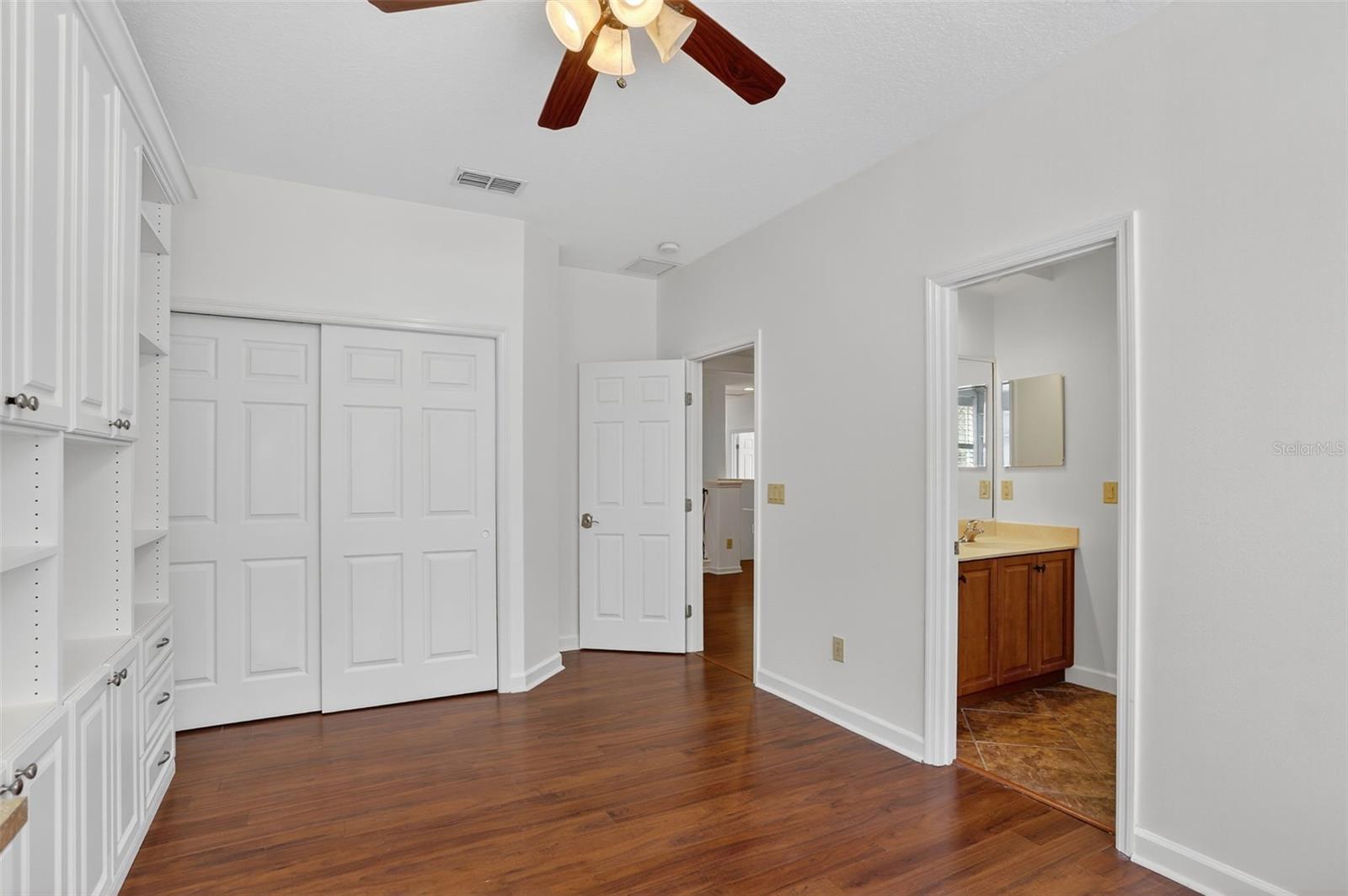 STONEYBROOK - Residential