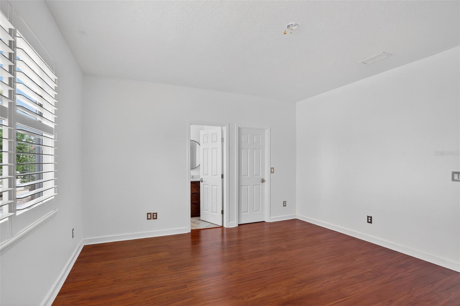 STONEYBROOK - Residential