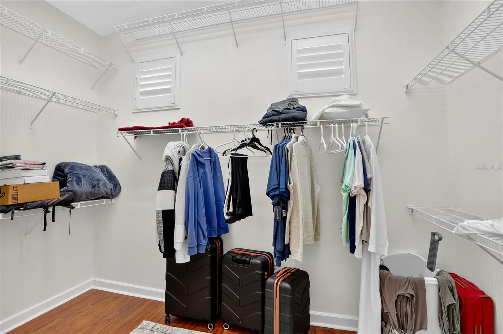 STONEYBROOK - Residential