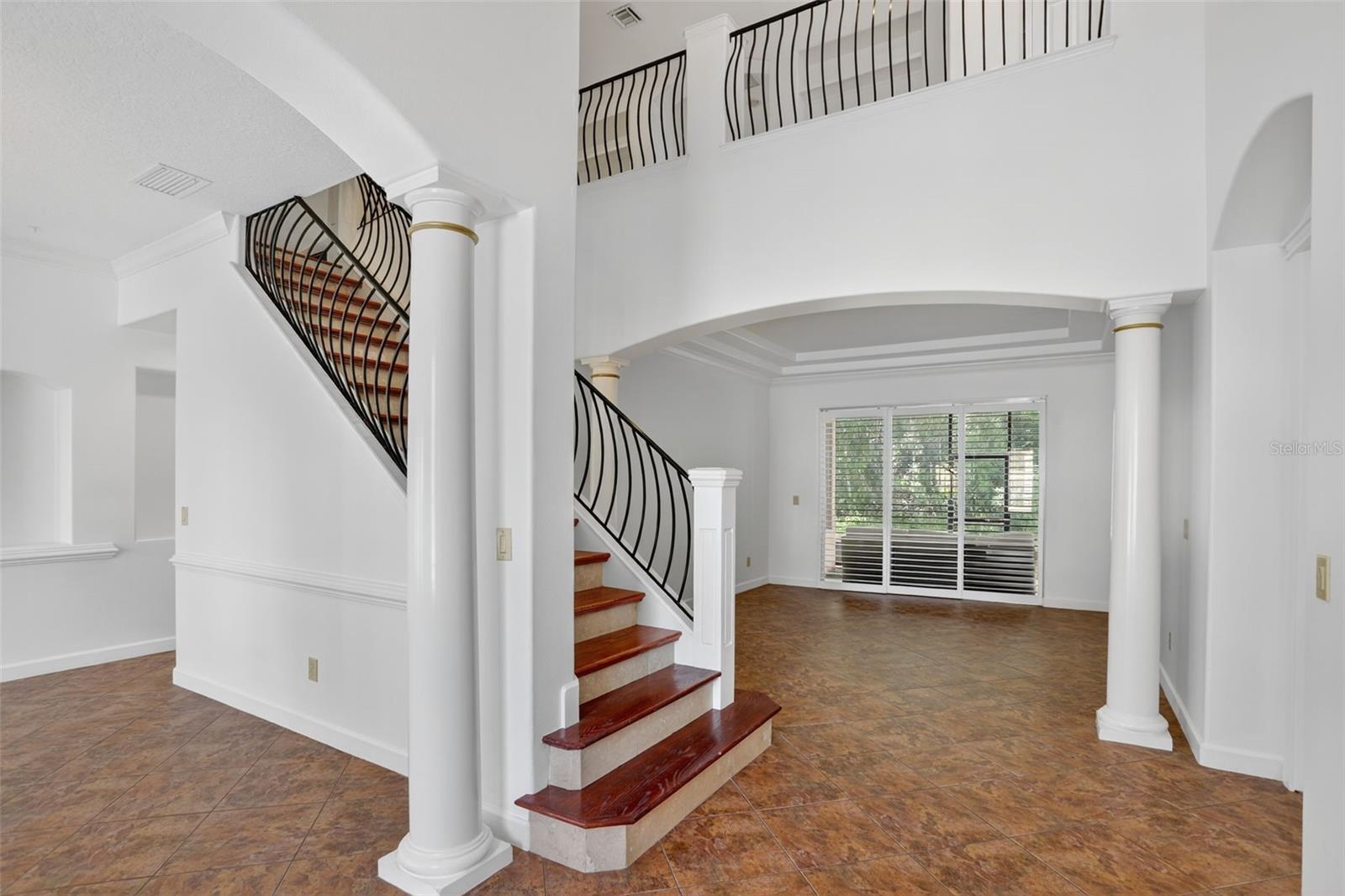 2724 NORTHAMPTON AVENUE