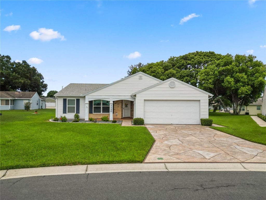 Photo of 1120 Parakeet Trail, Lakeland, FL 33809 (MLS # L4964919)