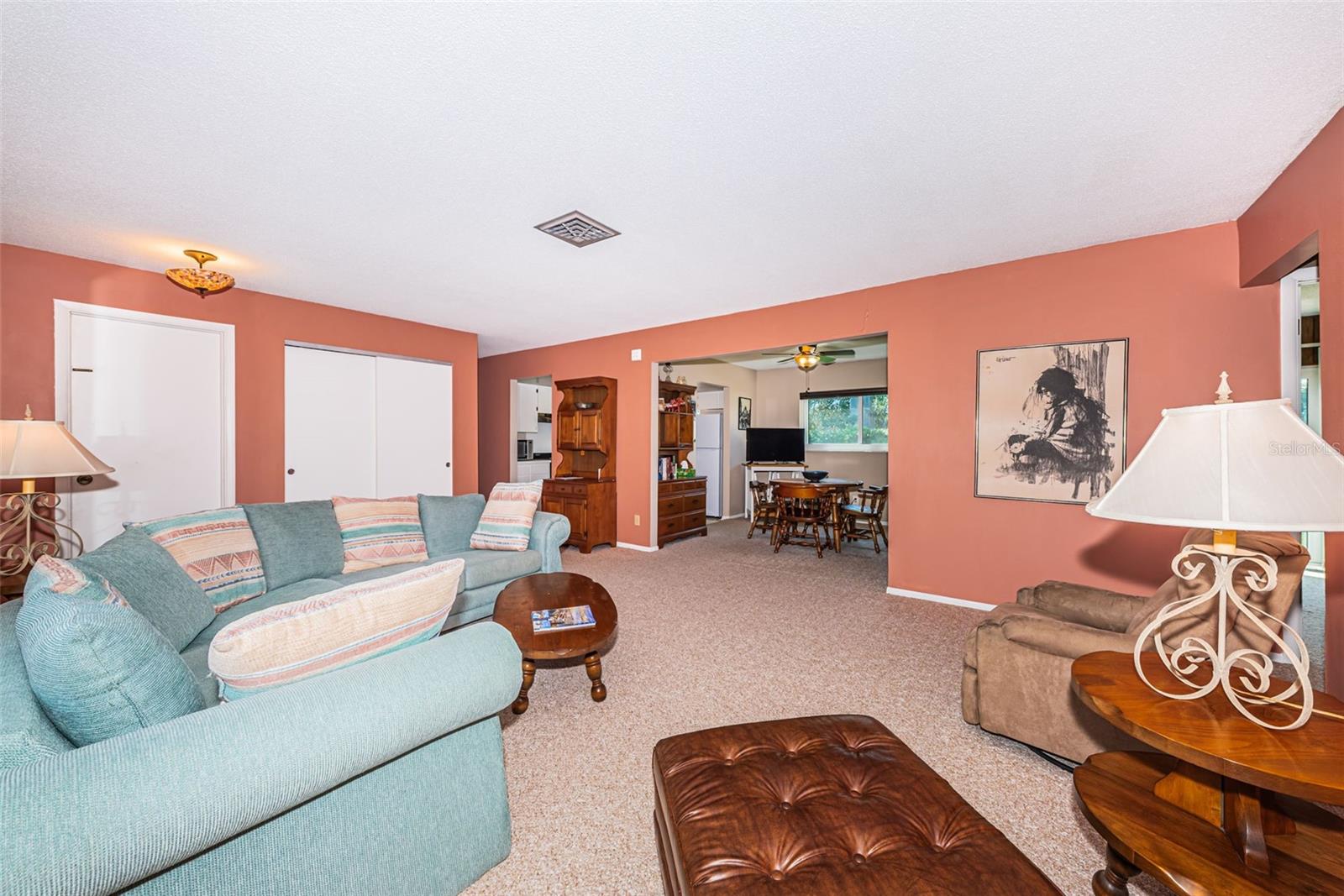 MAXIMO MOORINGS - Residential