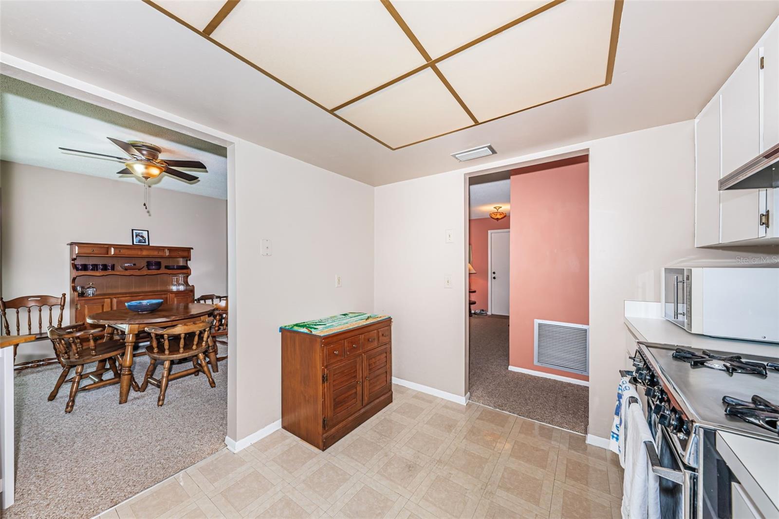 MAXIMO MOORINGS - Residential