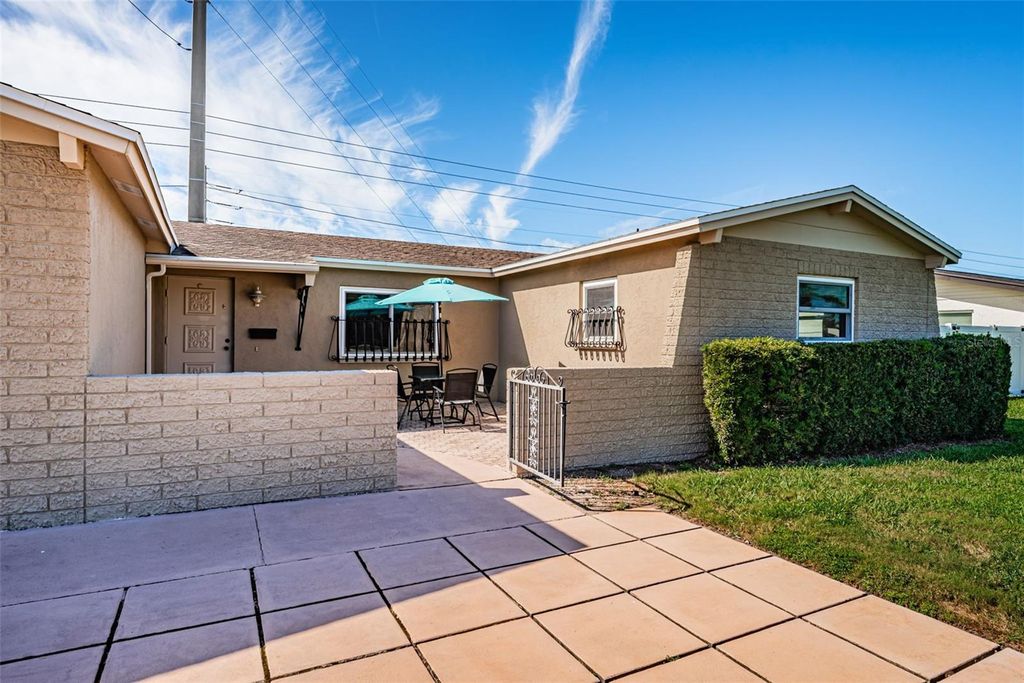 Photo of 4106 53rd Avenue S, St Petersburg, FL 33711 (MLS # TB8487176)