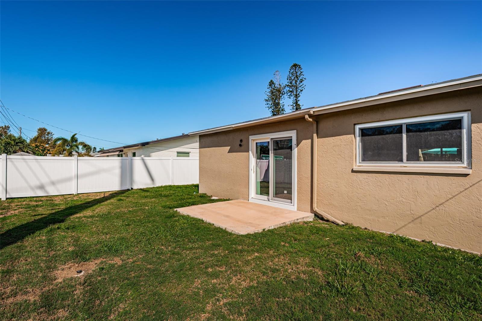 MAXIMO MOORINGS - Residential