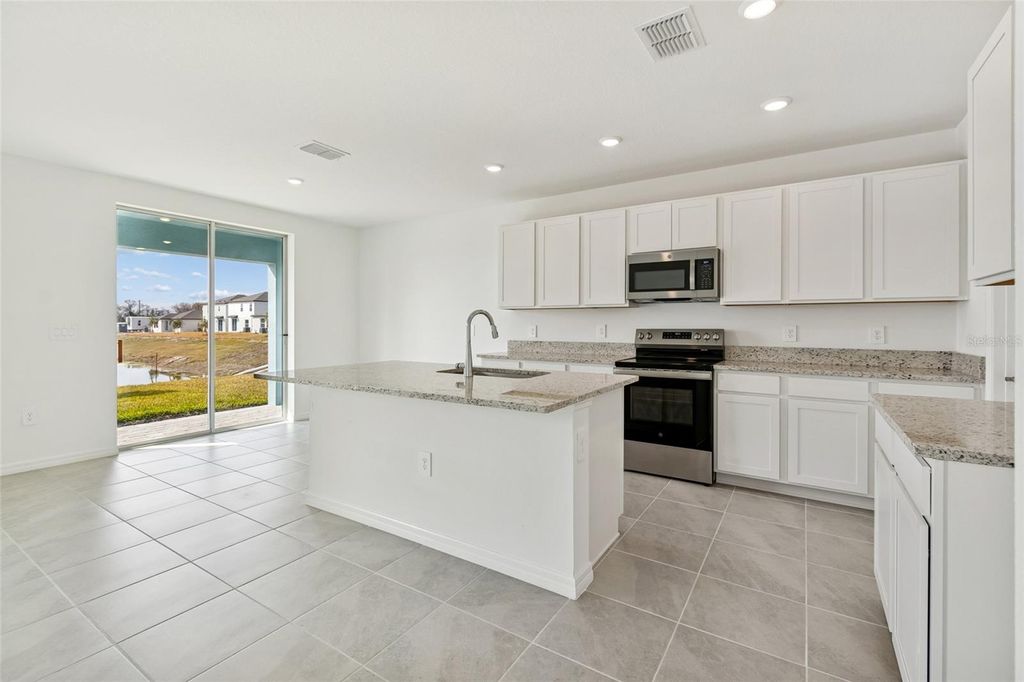 Photo of 4315 Outhual Run, Palmetto, FL 34221 (MLS # R4910623)