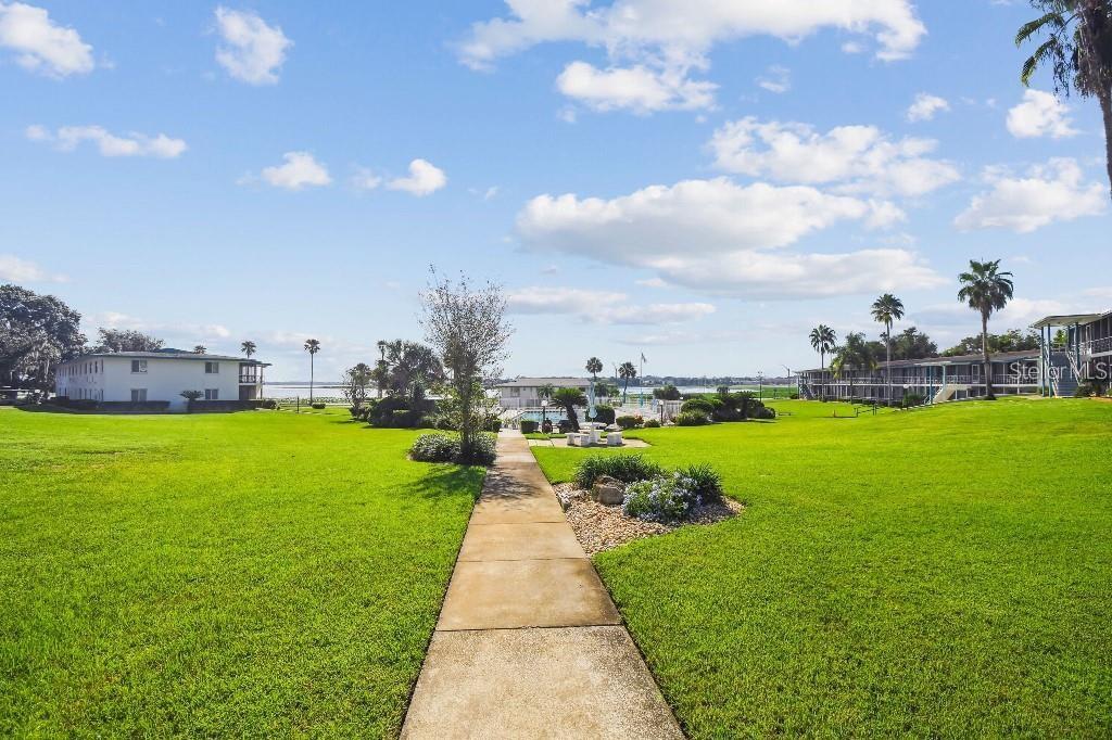 LAKELAND HARBOUR CONDO - Residential