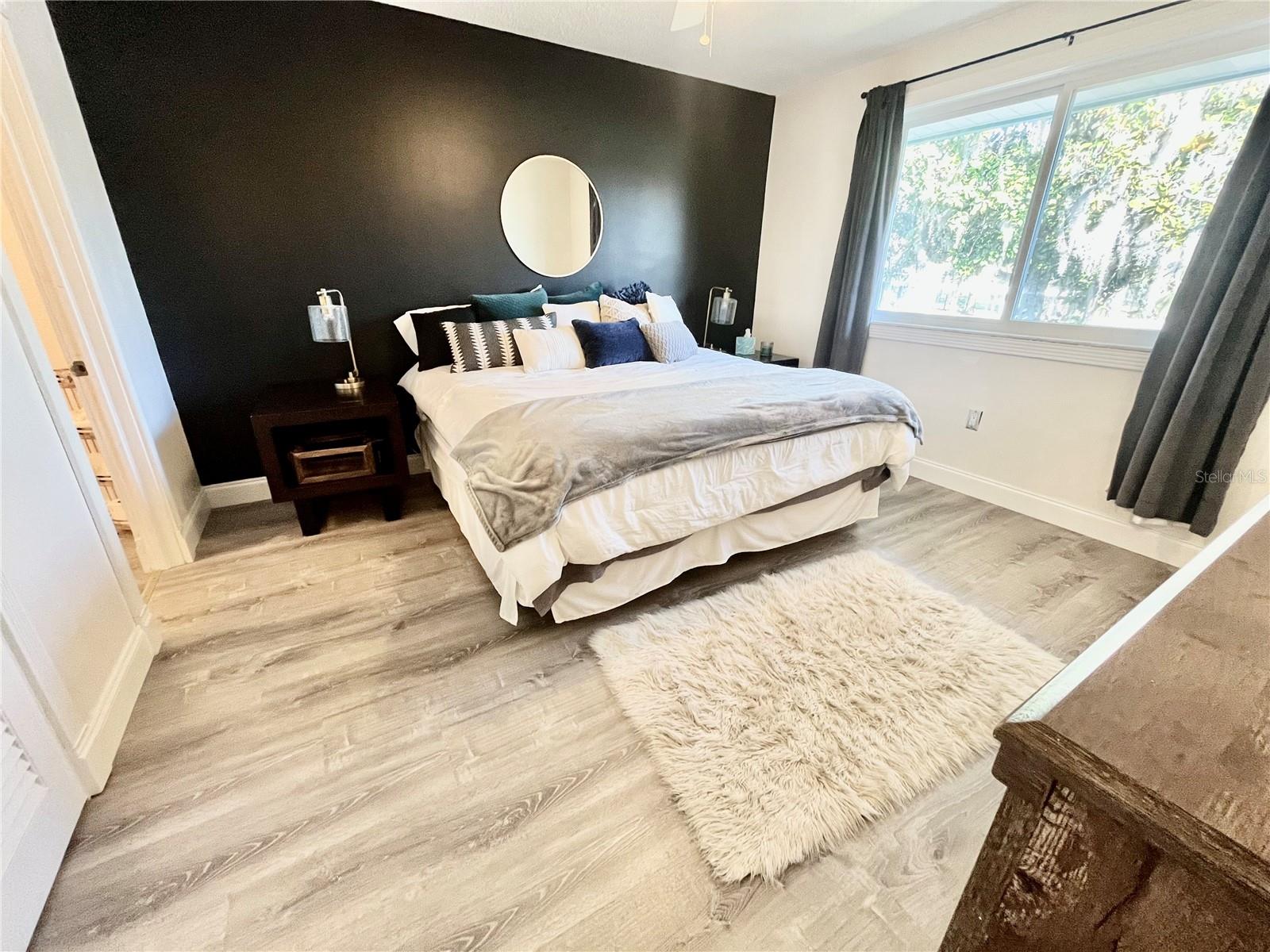 LAKELAND HARBOUR CONDO - Residential