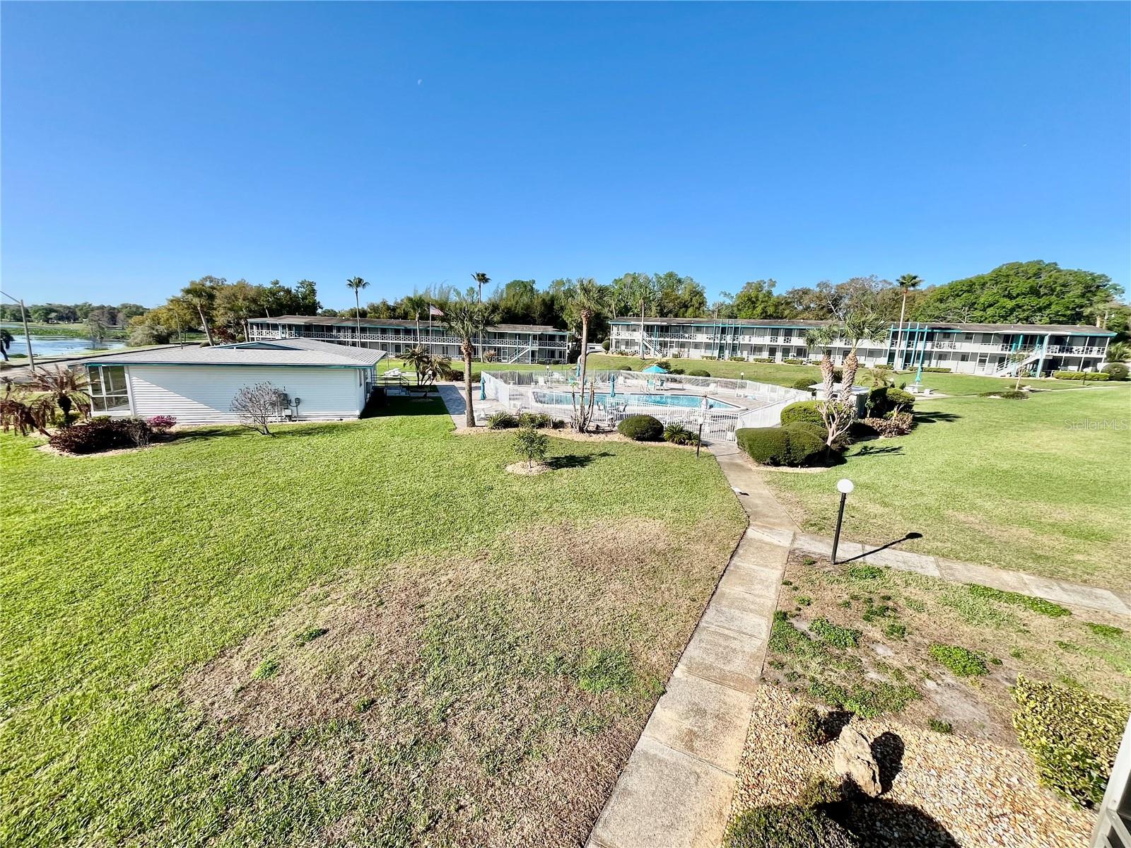 LAKELAND HARBOUR CONDO - Residential