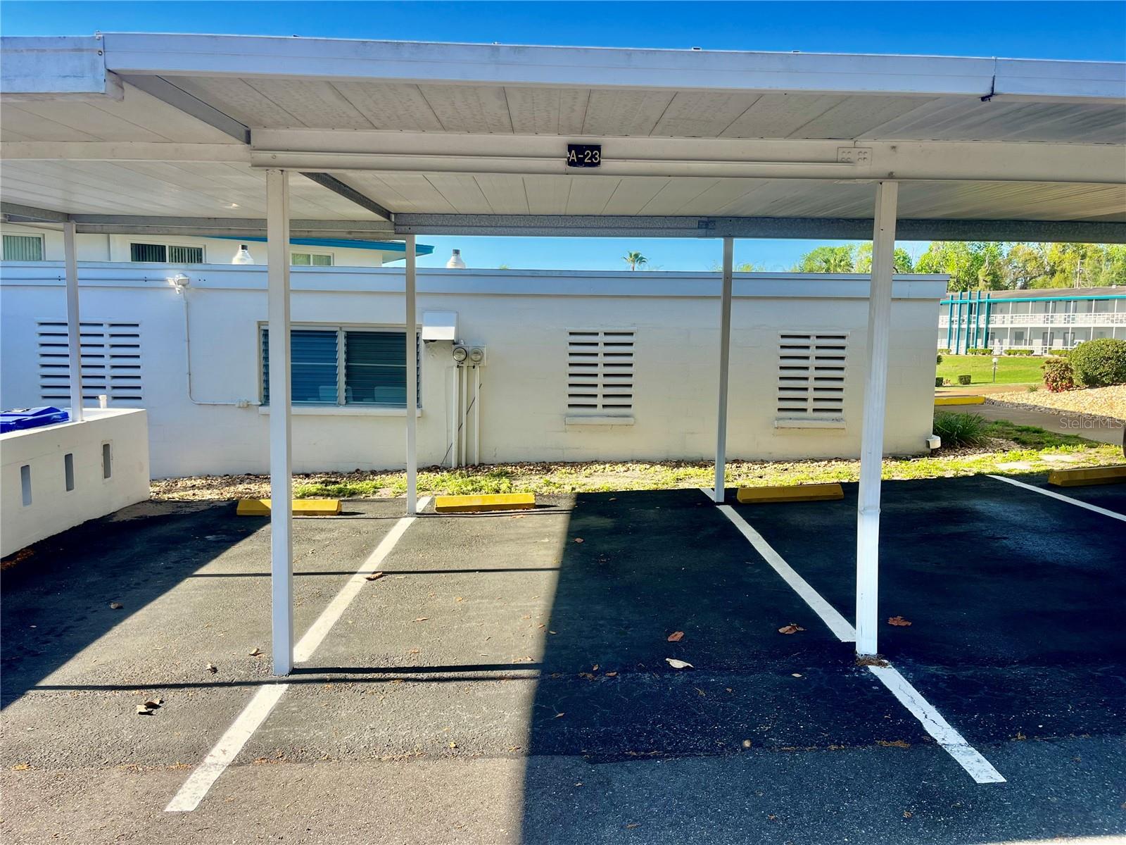 LAKELAND HARBOUR CONDO - Residential