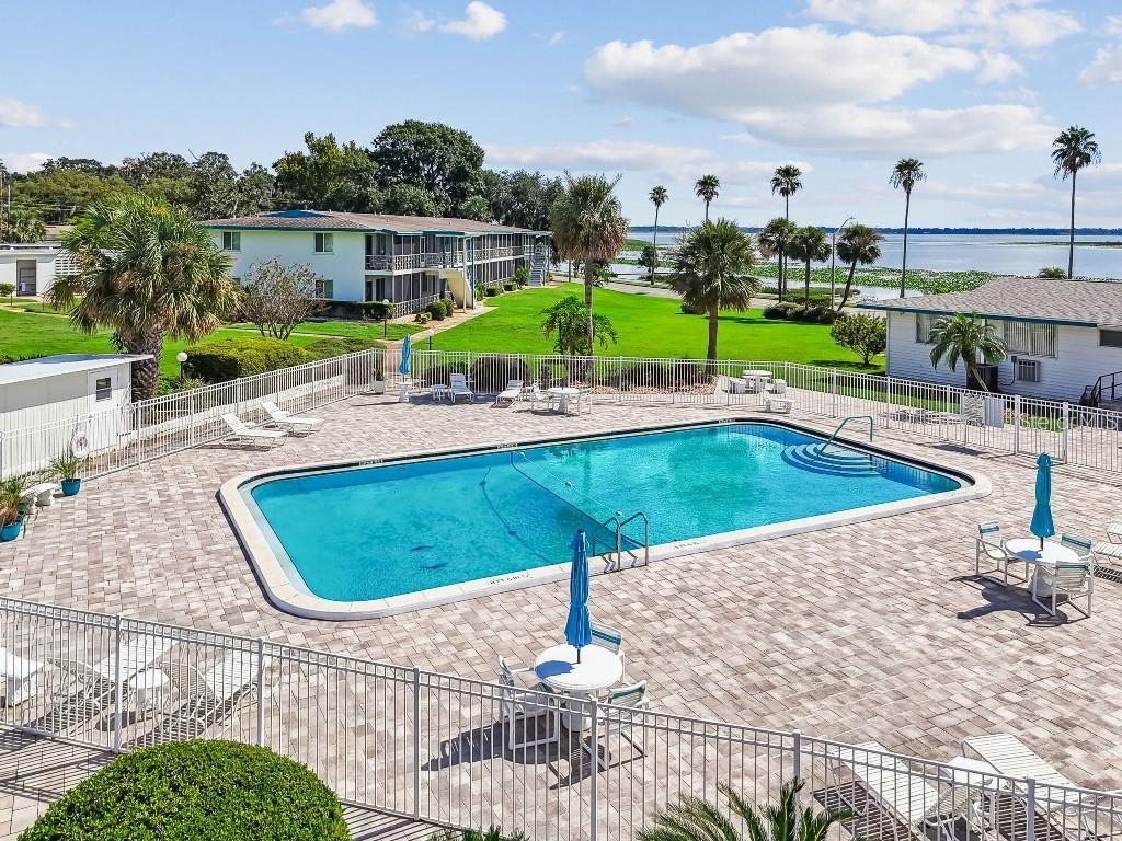 LAKELAND HARBOUR CONDO - Residential