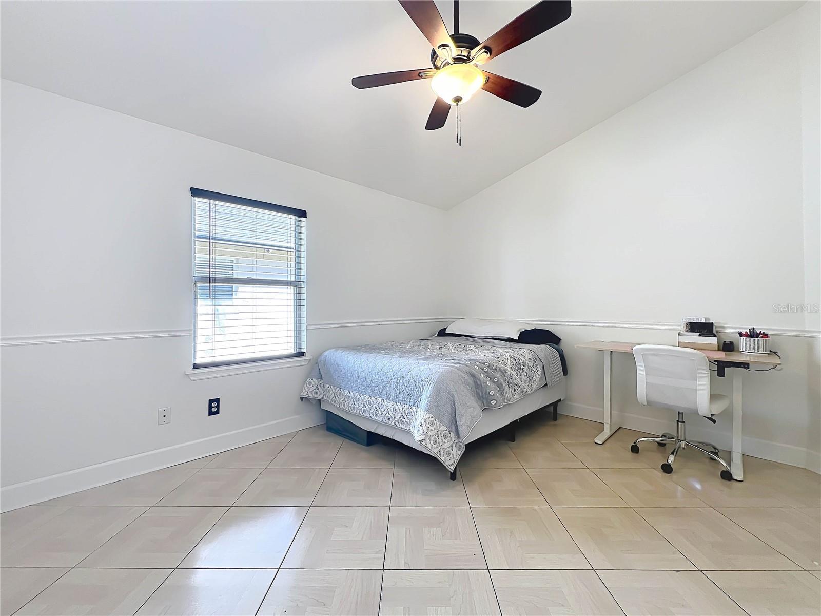 WHISPERING WINDS - Residential