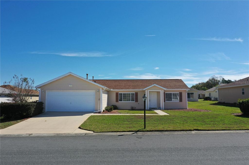 Photo of 13828 SE 85th Circle, Summerfield, FL 34491 (MLS # G5111431)