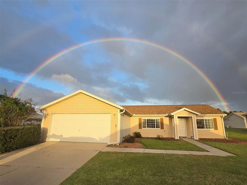 Photo of 13828 SE 85th Circle, Summerfield, FL 34491 (MLS # G5111431)