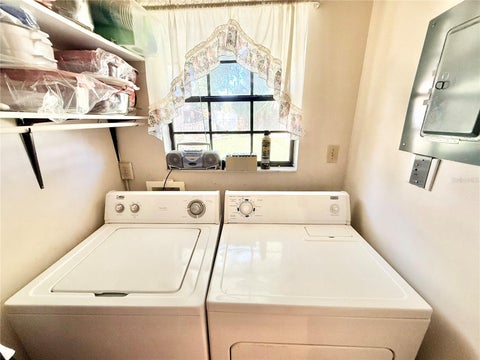Tiny photo for 1031 Park Avenue, Tavares, FL 32778 (MLS # G5119533)