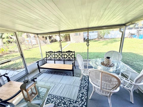 Tiny photo for 1031 Park Avenue, Tavares, FL 32778 (MLS # G5119533)