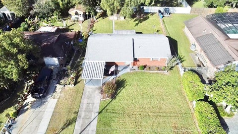 Tiny photo for 1031 Park Avenue, Tavares, FL 32778 (MLS # G5119533)